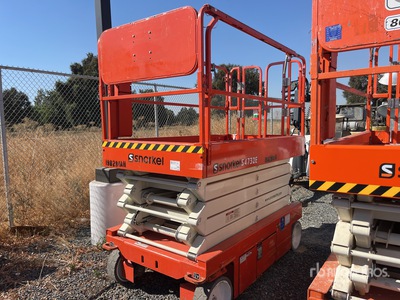 2017 Snorkel S4732E Electric Scissor Lift
