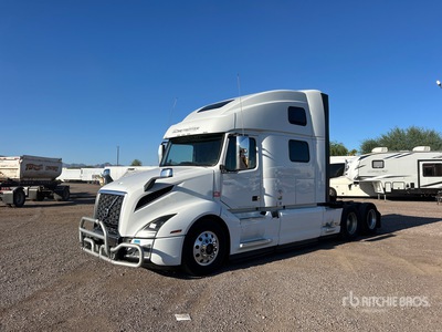 2020 Volvo VNL860 6x4 Sleeper Prime Mover