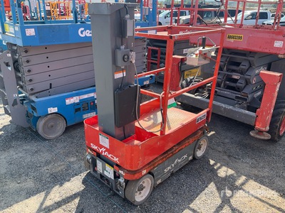 2015 Skyjack SJ12 Vertical Mast Lift