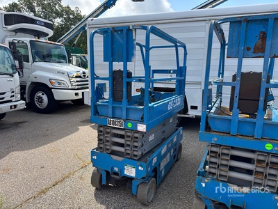 2013 Genie GS-1930 Electric منصة رفع متحركة