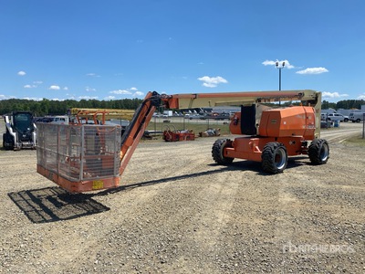 2015 JLG 800 AJ 4WD Diesel Articulating Boom Lift