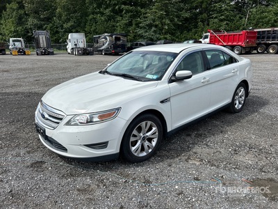 2012 Ford Taurus SEL Automovil (Inoperable)