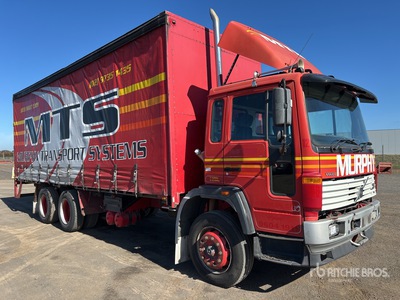 2000 Volvo FL6 6x2 Autocarro centinato