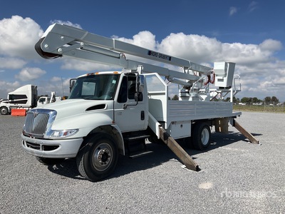 2008 International 4300SBA 4x2 Cable Placer Camion con Canastilla / Bucket Truck