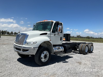 2008 International 4400 SBA 6x4 Camion Chasis Cabina / Cab and Chassis