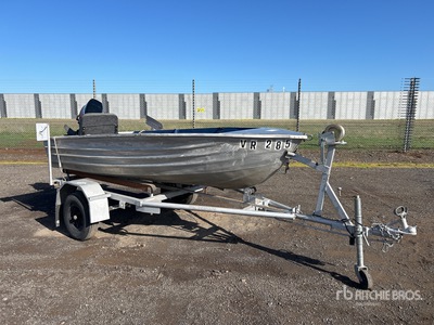 Custom Built 3 m Bateau de pêche w/ Custom Built Trailer