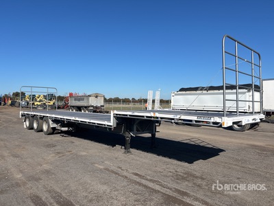 1997 Krueger 13.2 m Tri/A Step Deck Trailer