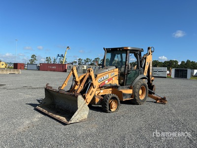 2012 Case 580 Super N 4x4 Chargeuse-pelleteuse