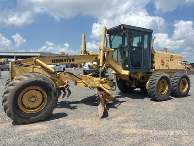 1998 Komatsu GD530A Motolivellatrice