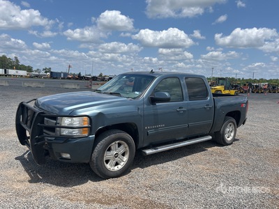 2009 Chevrolet Silverado 1500 LTZ 4x4 Crew Cab Pickup