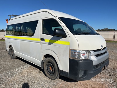 2017 Toyota HiAce Commuter 200 Series 9 Passenger Van