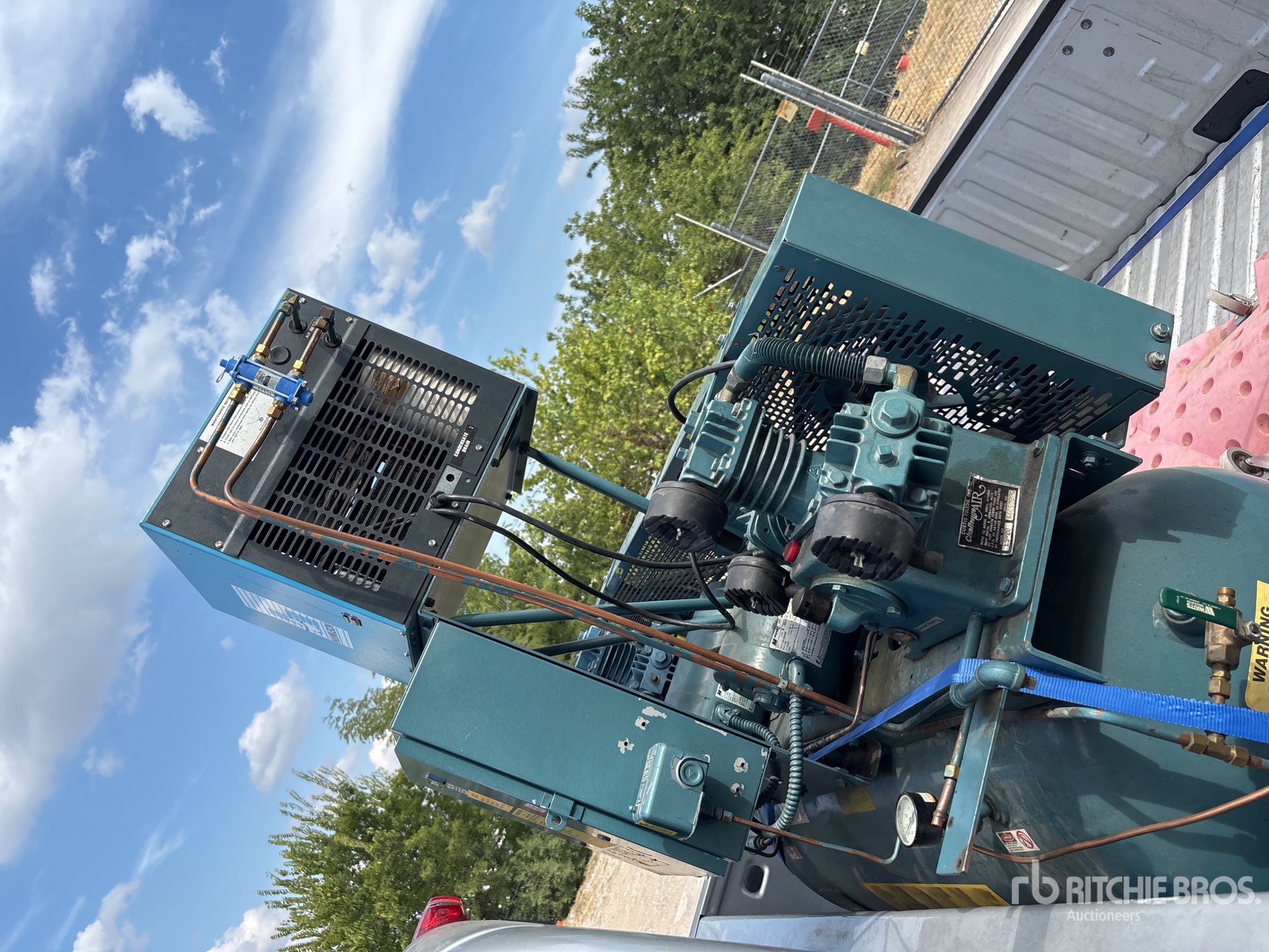 Challenge Air ES-20-60 Gallon Air Compressor