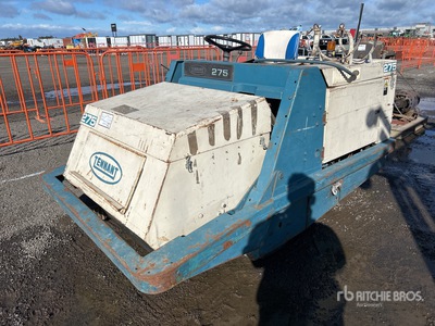 Tennant 275 Ride-On Sweeper