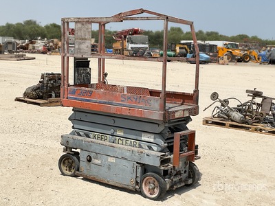 2001 Skyjack SJIII3219 Scissor Lift