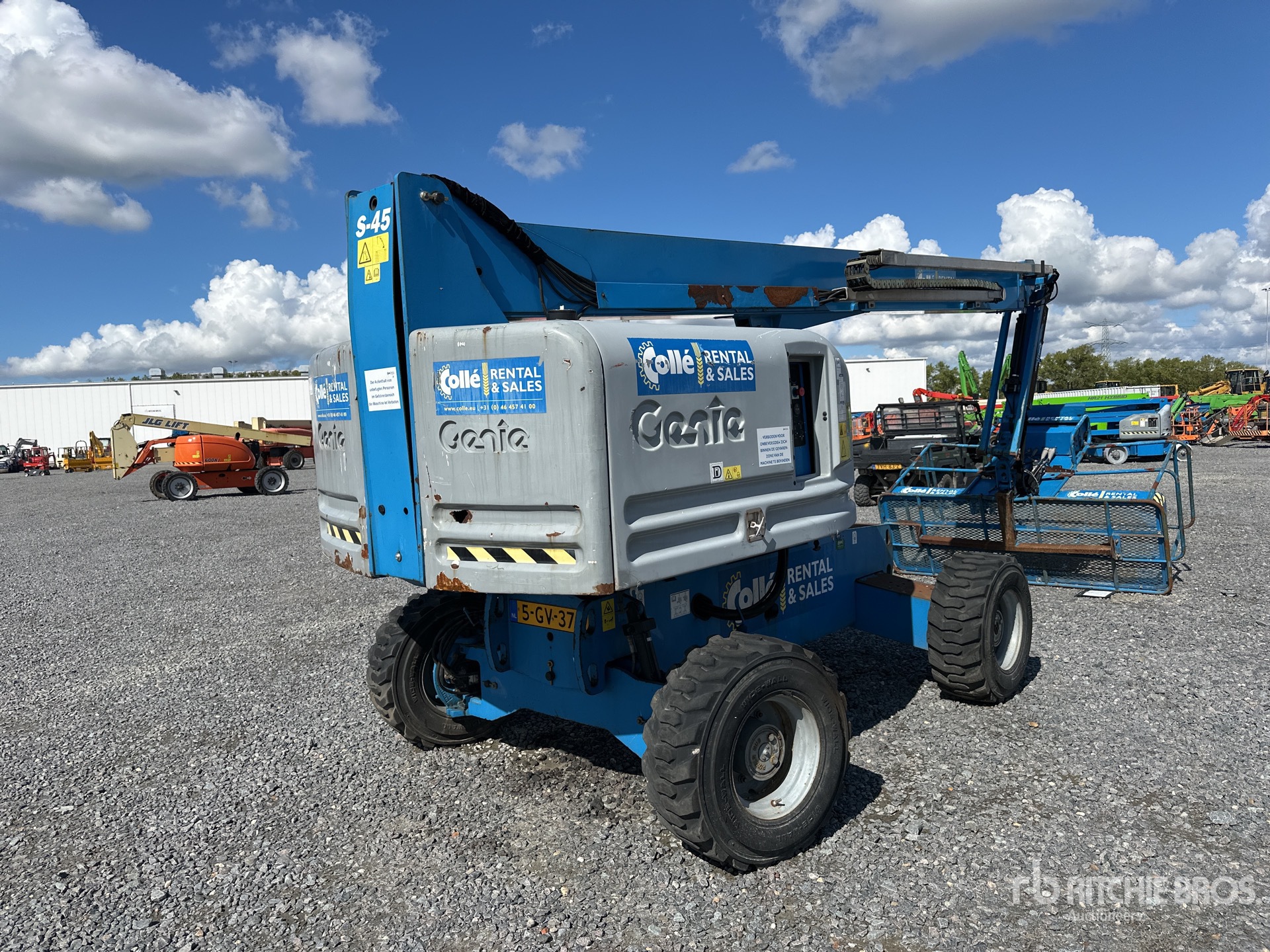 2014 Genie S45 4WD Diesel Telescopic Boom Lift (Inoperable)