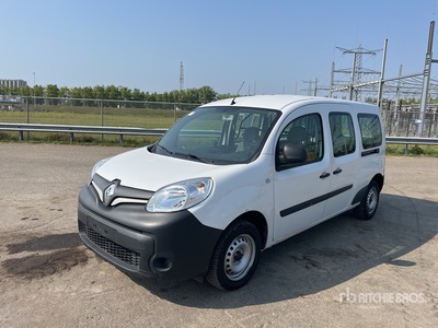 2021 Renault Kangoo Blue Maxi Cargo Van