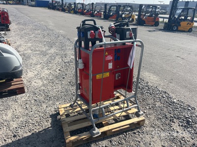 Quantity of (1) Rental Equipment Pièces divers