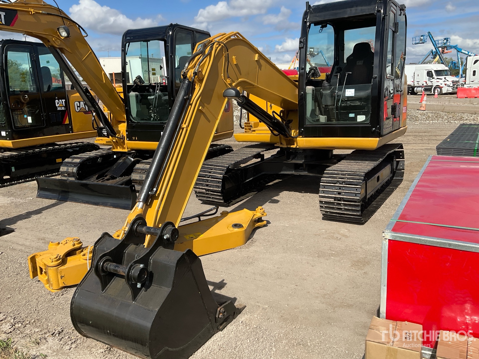 2020 Cat 307 Tracked Excavator
