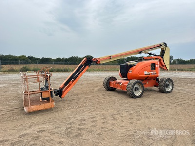 2013 JLG 600AJ 2WD Diesel Articulating Boom Lift