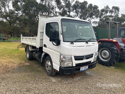 2017 Mitsubishi Fuso Canter ダンプトラック（S/A）