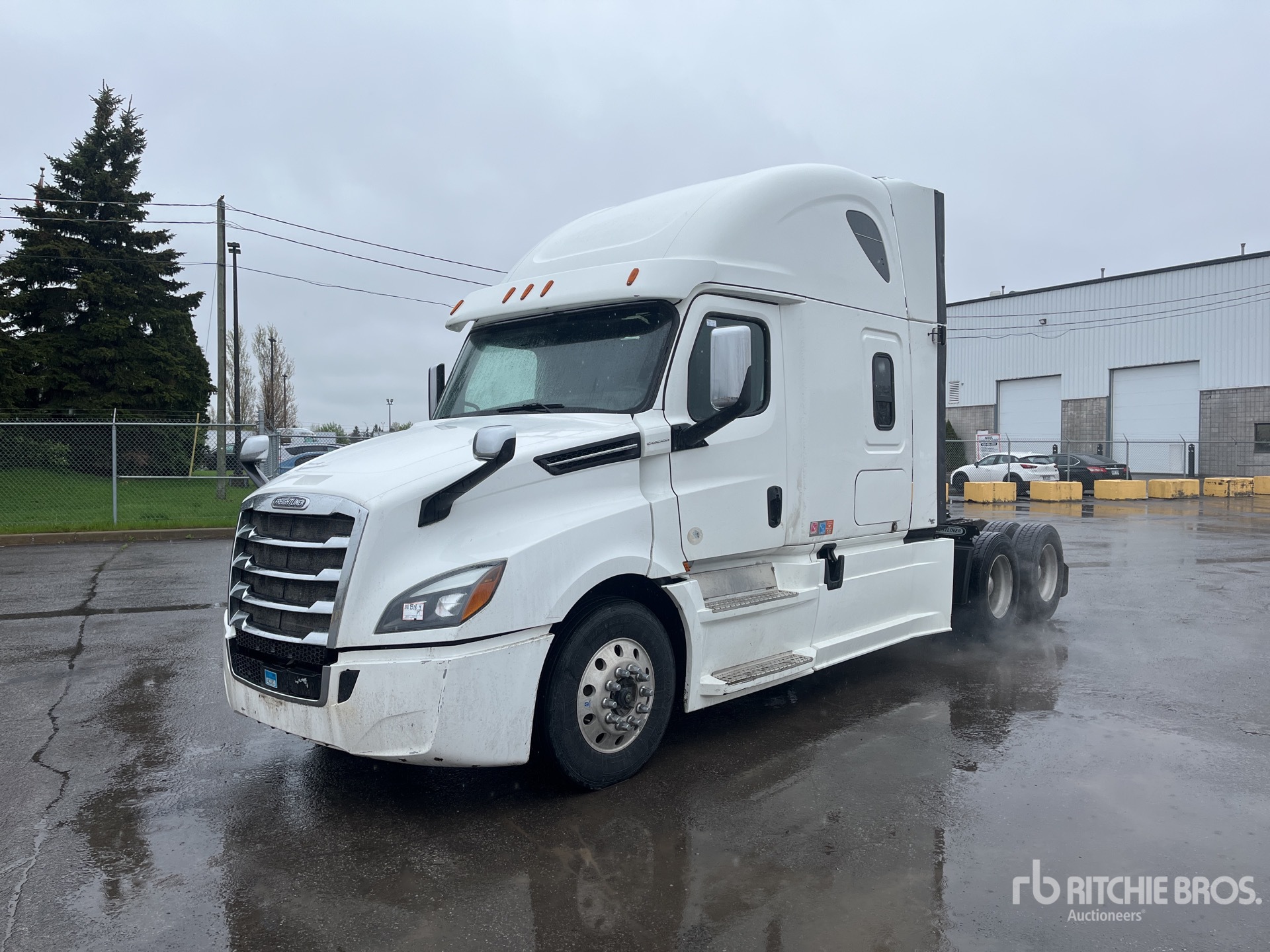 2018 Freightliner Cascadia 126 T/A Sleeper Truck Tractor