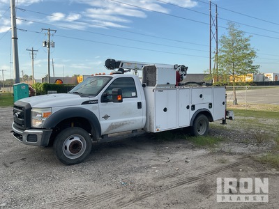 2015 Ford F-550 4x2 Camion de servicios