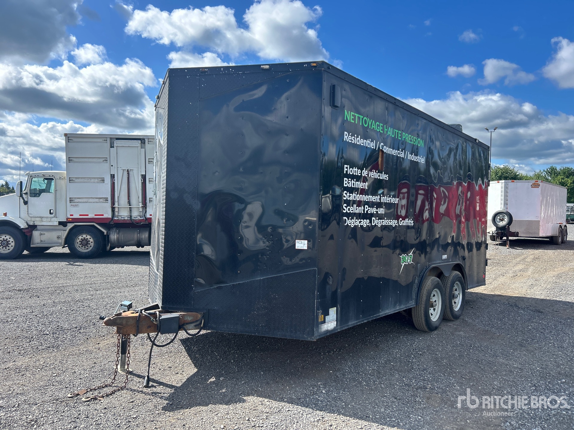 2021 Peach Cargo 16 ft T/A Pressure Washer Remolque Cerrado