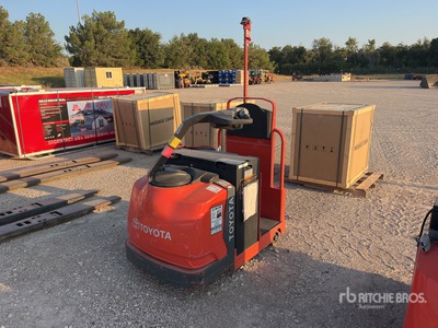 2019 Toyota 8TB50 Electric Tow Tractor