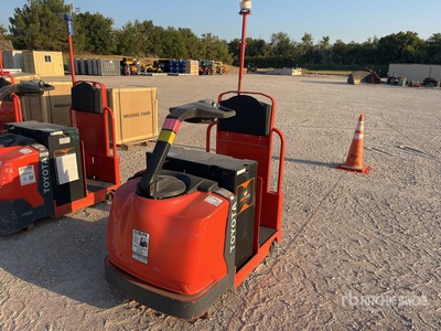 2019 Toyota 8TB50 Electric Tow Tractor