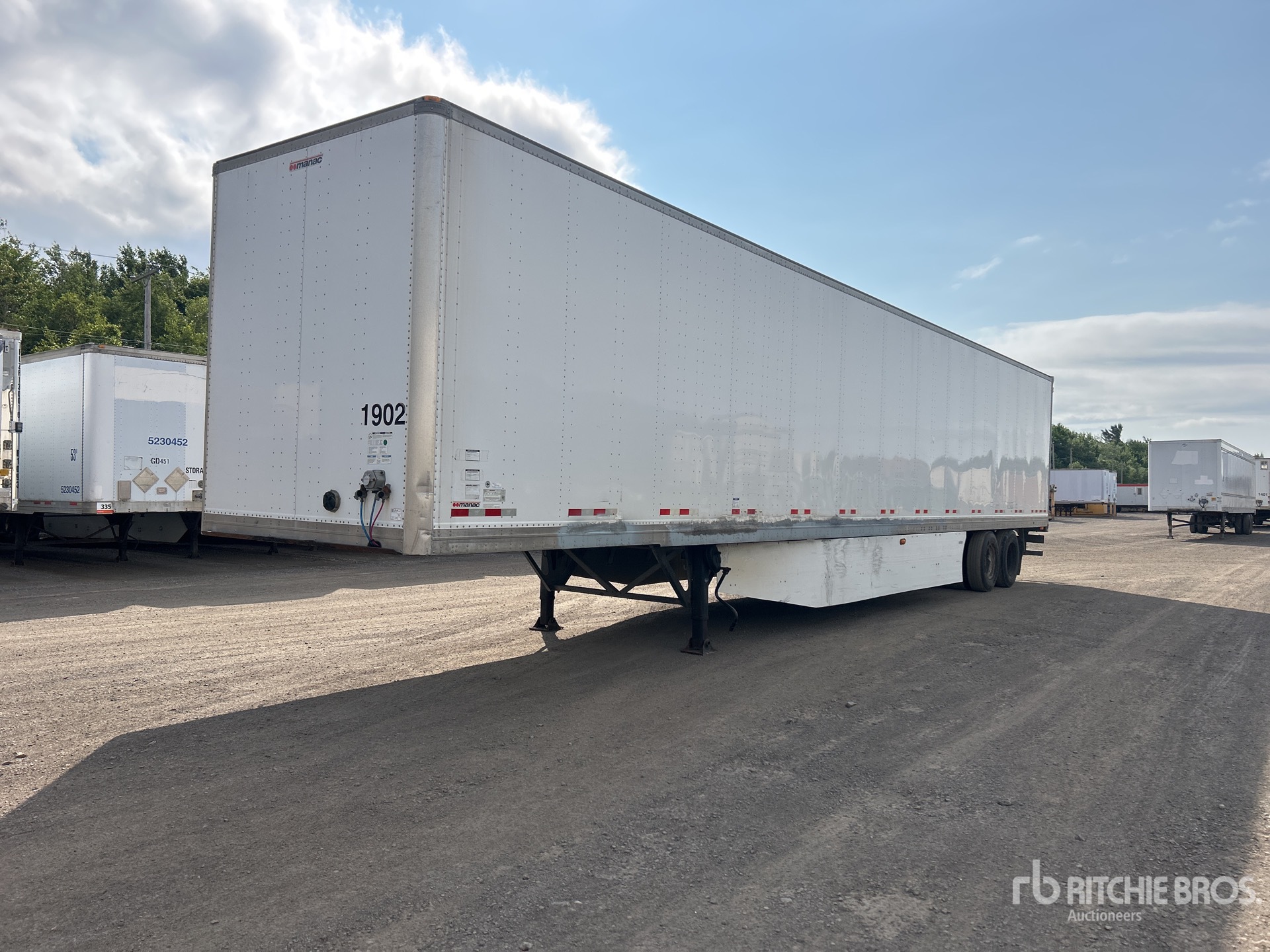 2019 Manac 53 ft x 102 in T/A Van Trailer