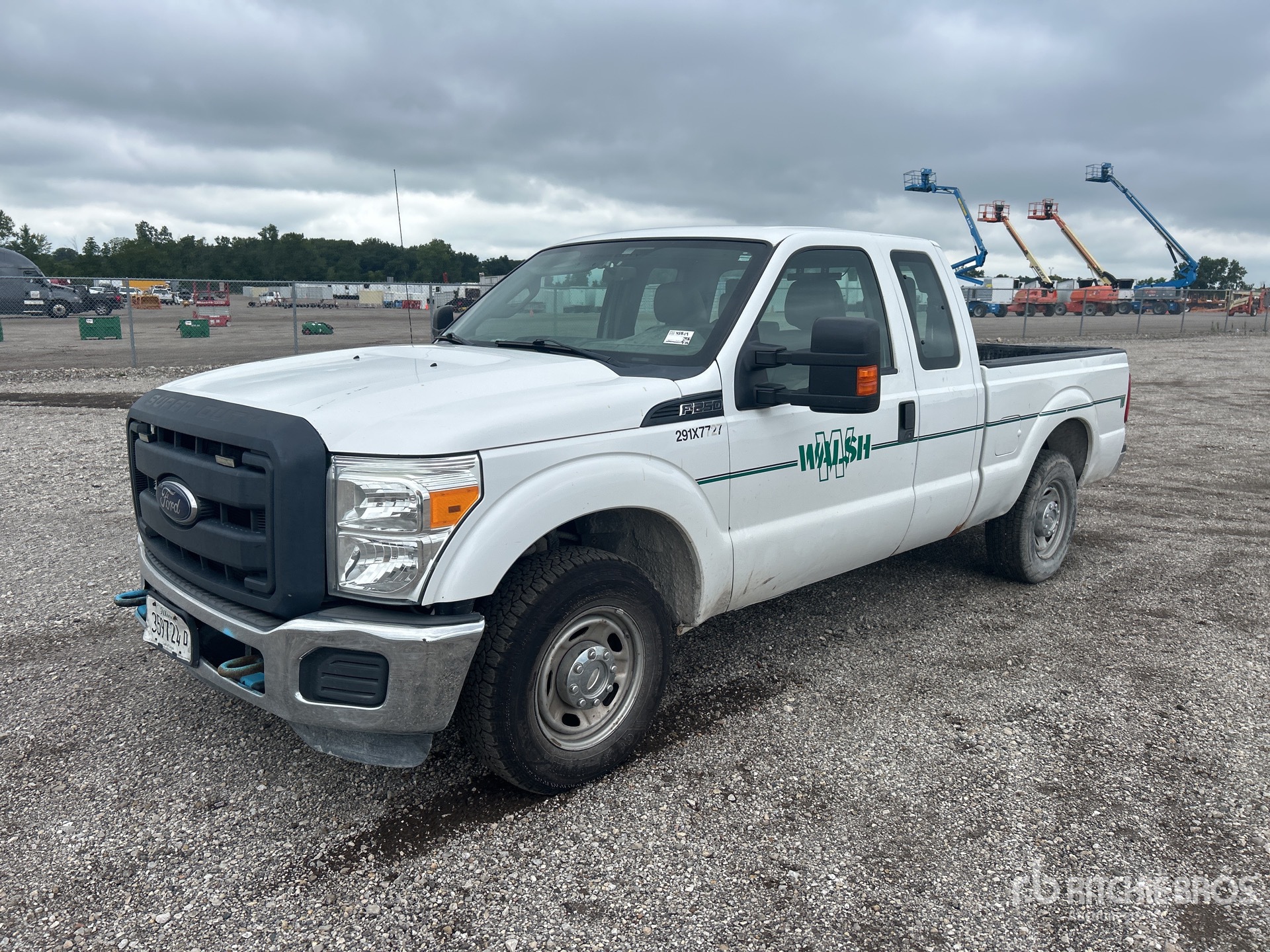 2013 Ford F-250 XL 4x2 Extended Cab Pickup