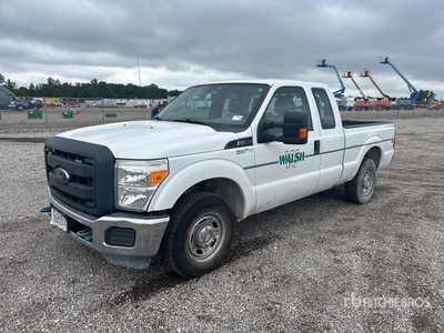 2013 Ford F-250 XL 4x2 Extended Cab Ute