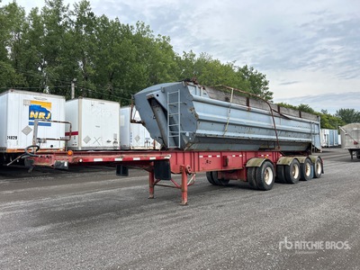 1995 Raglan 32 ft Quad/A Sliding End Dump Trailer