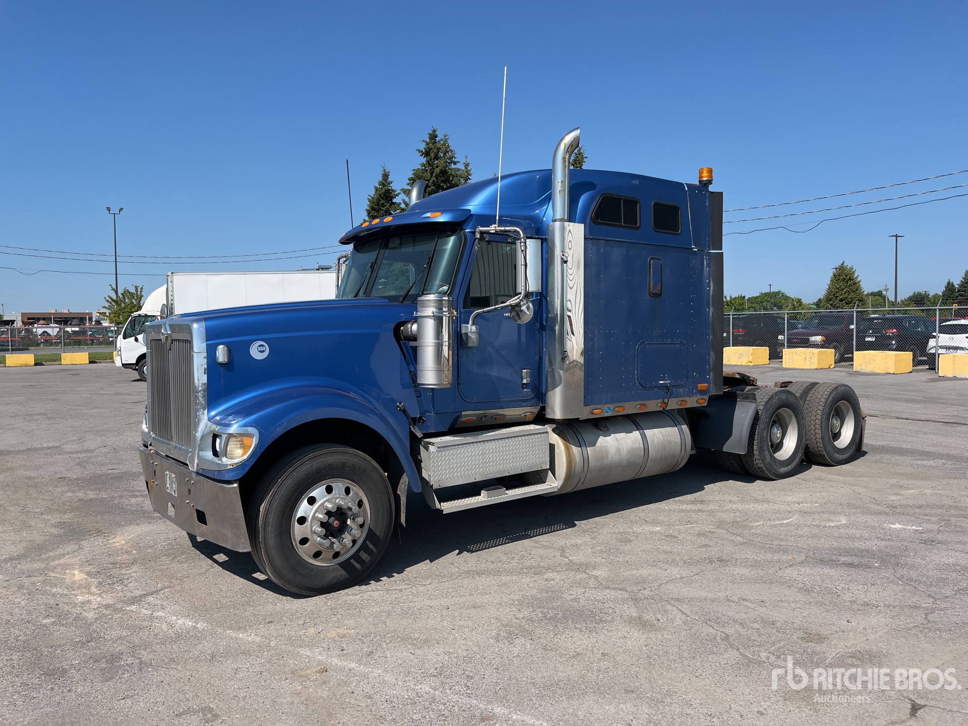 2007 International 9900i SFA 6x4 T/A Sleeper Truck Tractor
