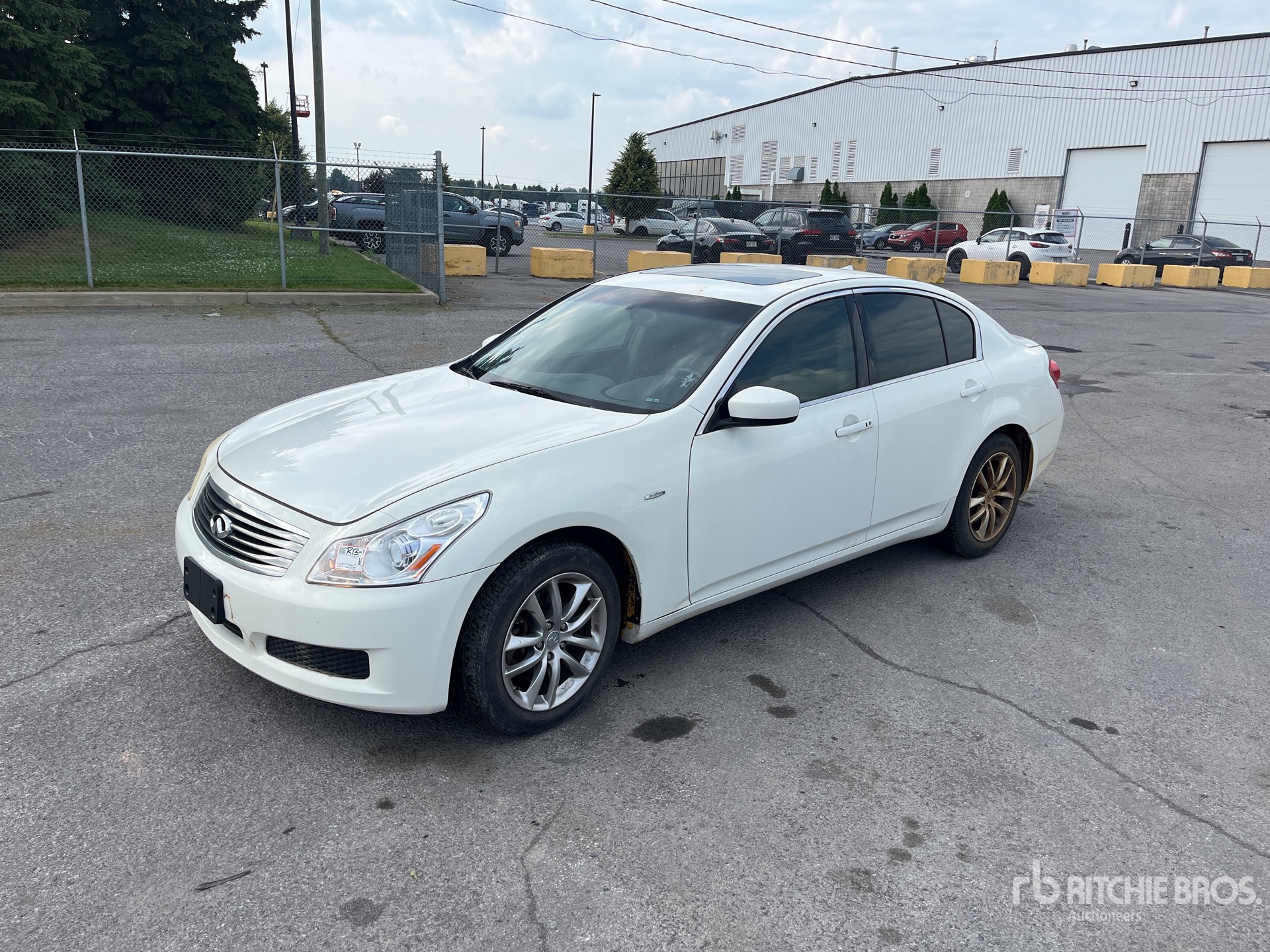 2009 Infiniti G37 Automobile