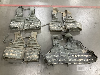 (80) Fighting Load Carriers