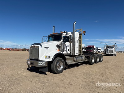 2018 Kenworth T800 8x6 Cabina con cuccetta per trattore stradale 3 assi