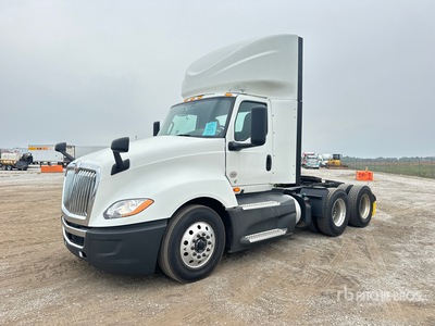 2020 International LT625 6x4 Cabina per trattore stradale