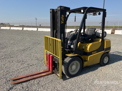 2018 Yale GLP060 6000 lb Pneumatic Tire Forklift