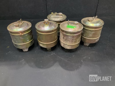 (5) Critical Solutions A203ARN98 Hydraulic Reservoirs