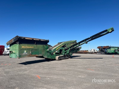 McCloskey S190 2DT Tracked Screen Plant
