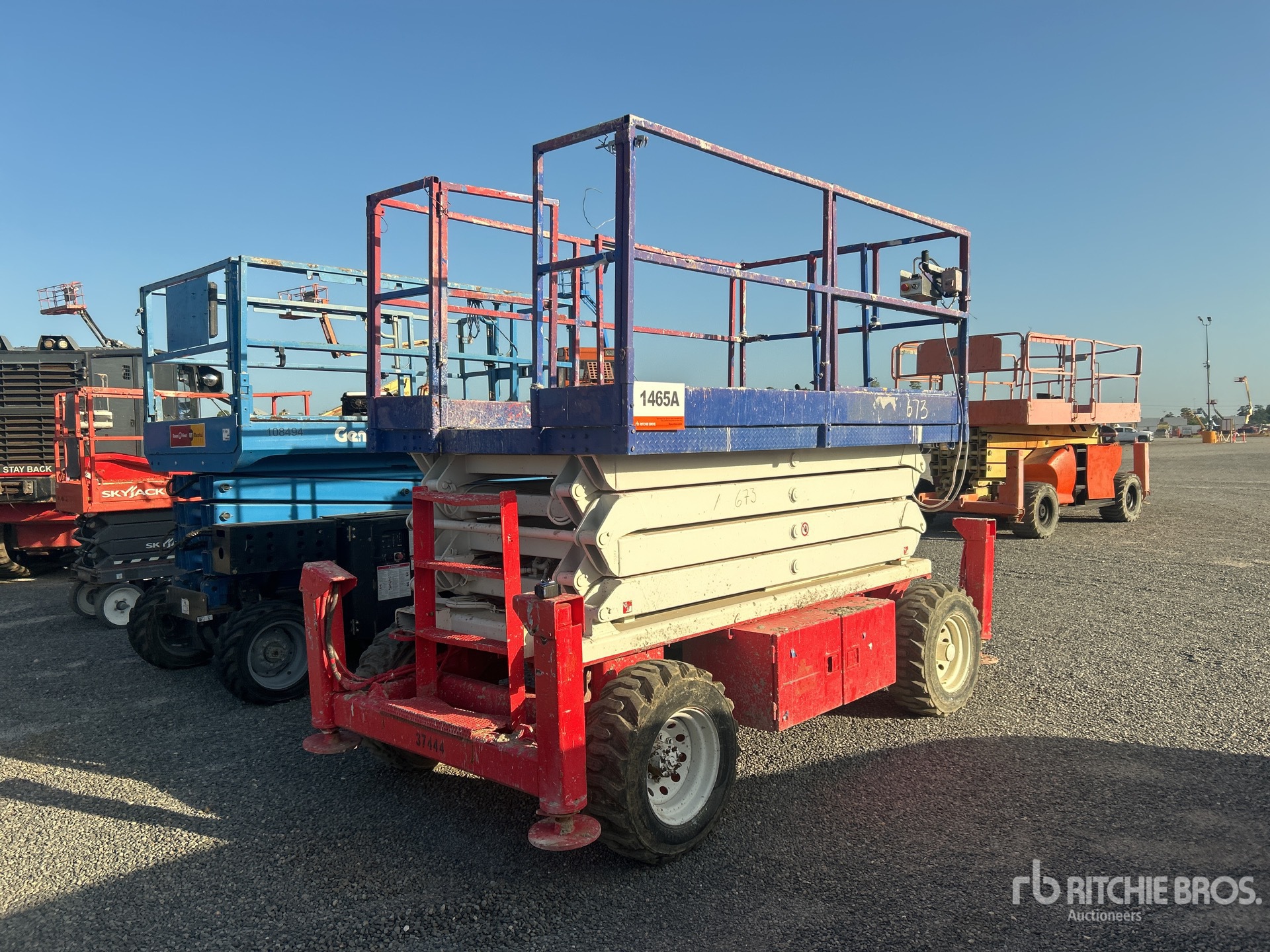 Skyjack SJ7135 4x4 Ascenseur à ciseaux (Inoperable)