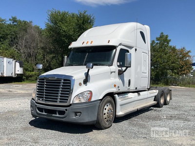 2011 Freightliner Cascadia 125 6x4 T/A Sleeper Truck Tractor