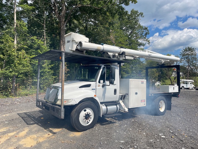 Altec LR756 56 ft on 2013 International 4300 4x2 Bucket Truck Altec LR756 56 ft on 2013 International 4300 4x2 Bucket Truck