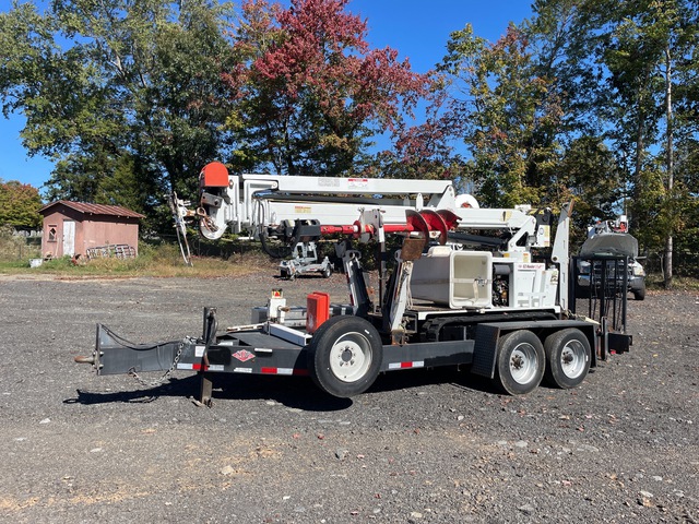 2019 SDP EZ Hauler 5500 Tracked Digger Derrick