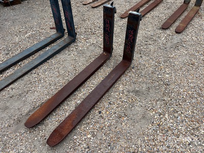 Quantity of (2) 41 in Lift Truck Forks