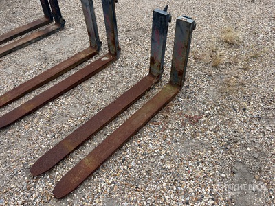 Quantity of (2) 41 in Lift Truck Forks