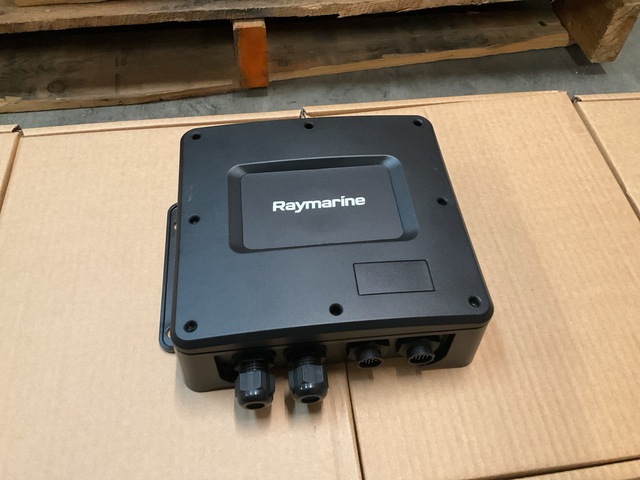(4) Raymarine A80588 Junction Boxes