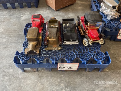 Quantity of Die Cast Cars Varios otros