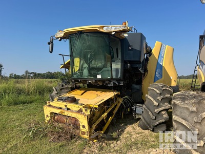 2010 New Holland CR 9070 4x4 Combine Harvester (Inoperable)